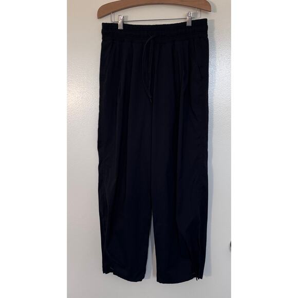 Athleta Revive Pant in Black Size 8 - Picture 3 of 6